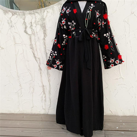 Abaya Kimono Floral Noire Élégante avec Hijab – Sophistication Florale et Style Contemporain