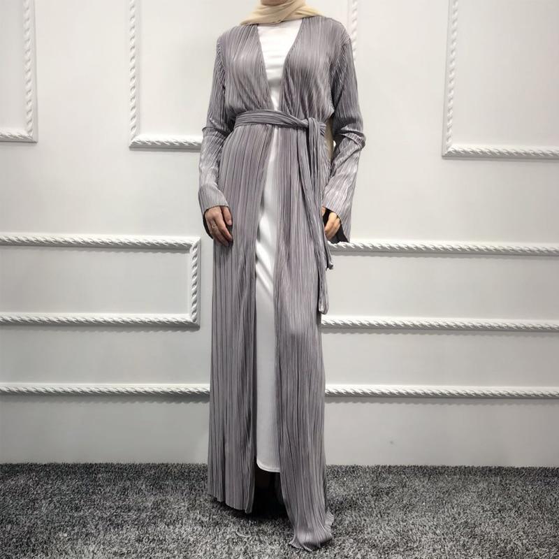 Abaya Kimono Grise avec Manches en Triangle – Style Unique et Polyvalent