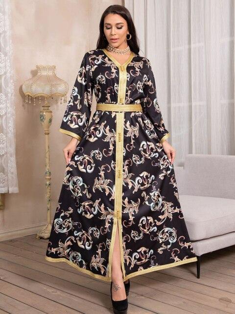 Caftan Marocain de Haute Qualité aux Finitions Luxueuses